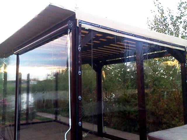 prelata-transparenta-cu-capse-si-bride-terasa-balcon-foisor