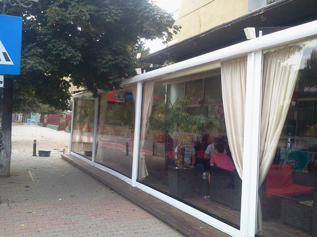rulouri-transparente-pentru-terase-casetate-balcon-foisoare