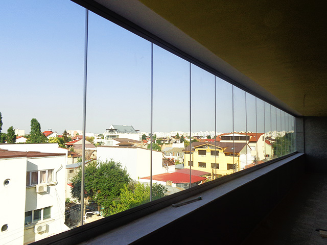 geamuri-glisante-balcon-terasa-pret-ferestre-culisante