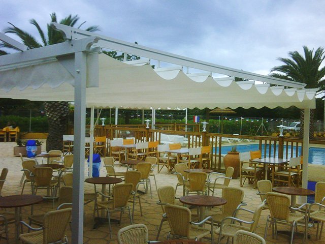 pergole retractabile