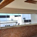 casa-balcon-acoperit