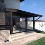 casa-balcon-acoperit